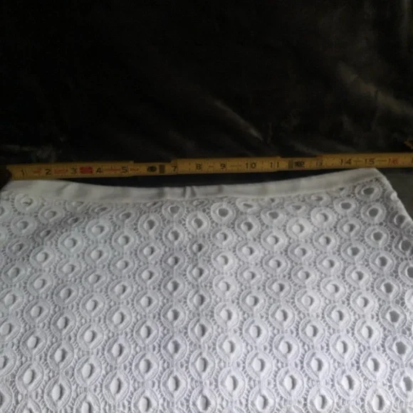 𝅺EXPRESS white eyelet lace‎ pencil skirt size 10 #s1119 - Picture 8 of 9